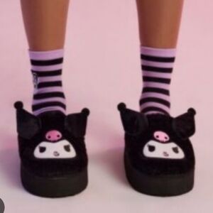 STUNNING 2023 HELLO KITTY SANRIO PLATFORM SLIPPERS